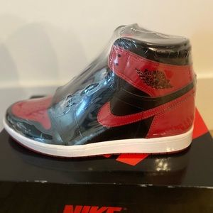 Air jordan 1 retro high og patent bred size 11